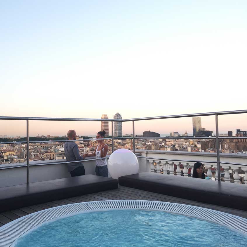 terrasse-rooftop-barcelone-h10-montcada-2